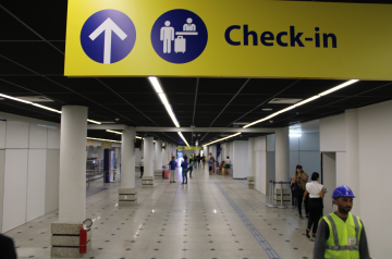 Por que fazer ‘piada’ sobre bomba ou itens proibidos em aeroportos também é crime? Entenda
