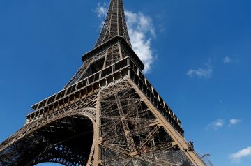 França impõe ‘multa recorde’ contra prédio de Paris transformado em Airbnb