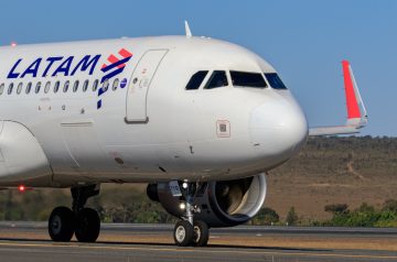 Governo zera impostos do combustível de aviação: o que pode acontecer com as passagens aéreas?